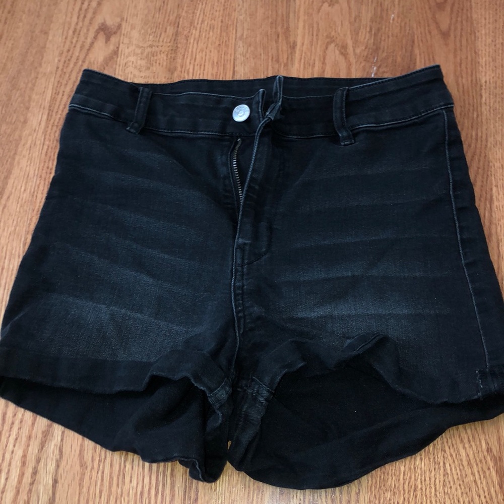 black jean shorts